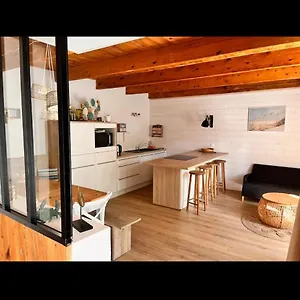 https://jolie-maison-au-port-de-lile-tudy.inbrittany.com